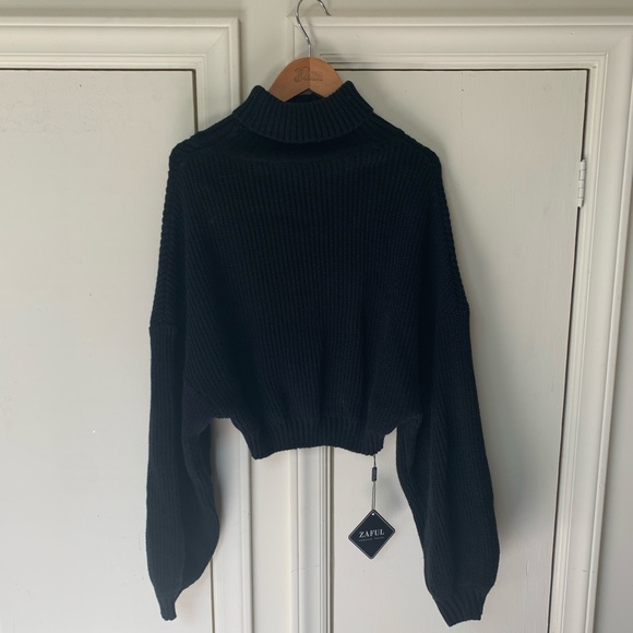 Zaful Turtleneck Lantern Sleeve Cropped 